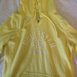 🌟Reduced🌟 Yellow Hollister hoodie