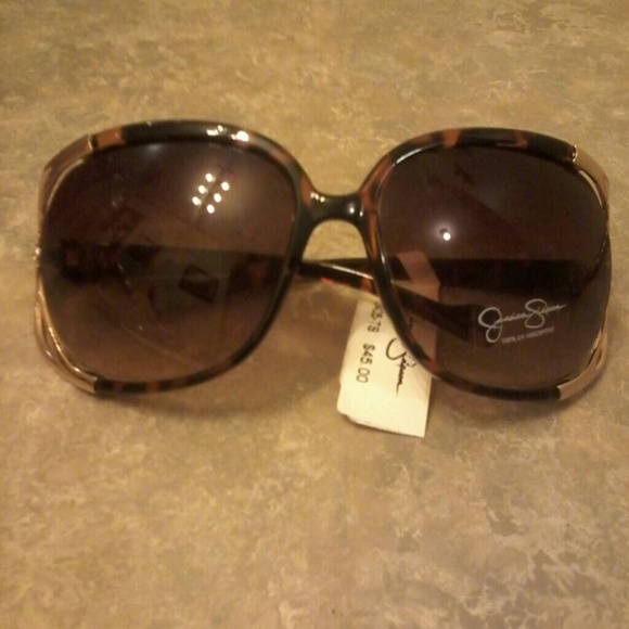 Jessica Simpson sunglasses