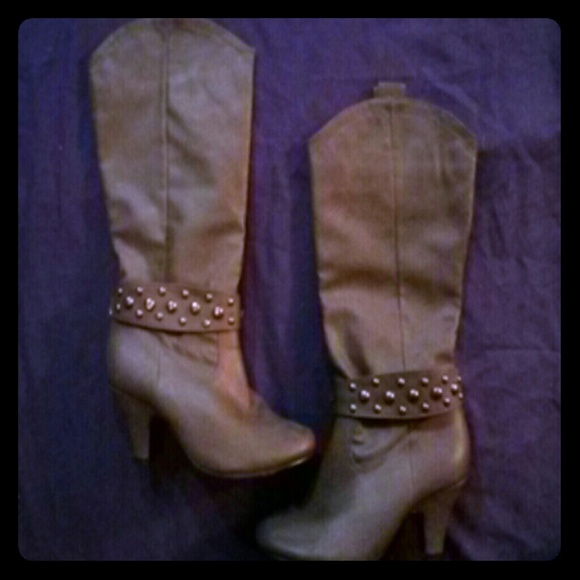 Grey Boots