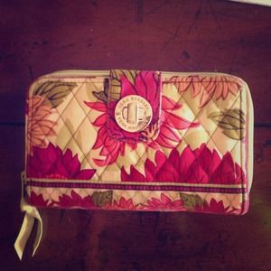 Vera Bradley wallet