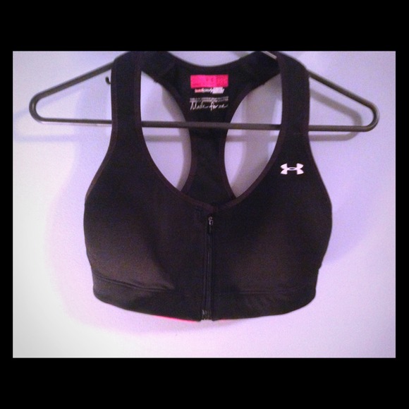 Underarmour sports bra