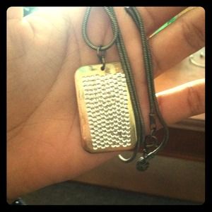 "Dog tag"