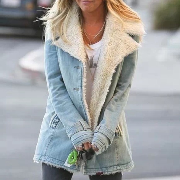 🚫Looking for🚫free people denim Sherpa XS