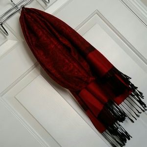 *BUNDLED* for @kyckthekat 70" red/black lght scarf
