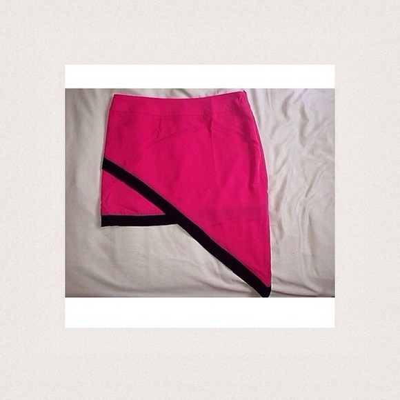 🎈sold 🎈pink and black high waisted skirt - Picture 2 of 2