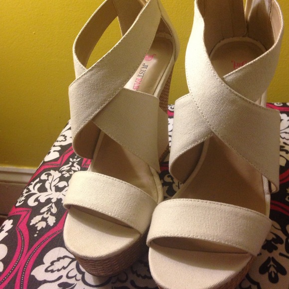 Saldals - Picture 2 of 3