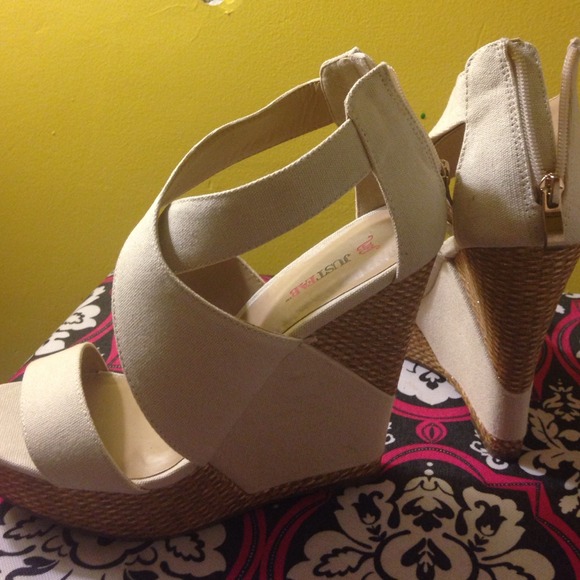 Saldals - Picture 3 of 3