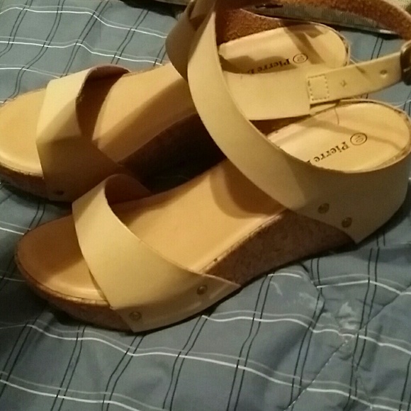 SALE!! Pierre Dumas cork like shoes. - Picture 2 of 3