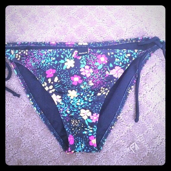 Bathing suit bottoms