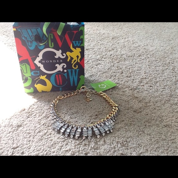 C wonder necklace