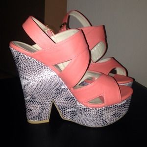 Comfortable wedges/heels
