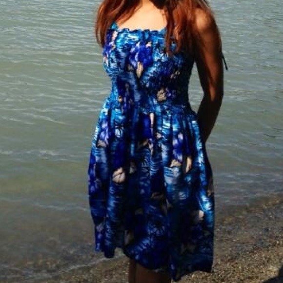 Blue Hawaiian dress