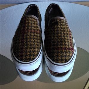 Vans slip on size 5.5