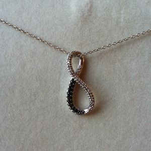 Black & White Infinity necklace | silver chain