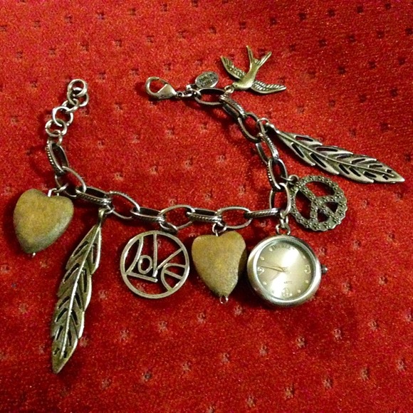 Adorable Decree watch 🚫sold on another site🚫 - Picture 4 of 4