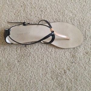 ***SALE***Black/Tan Thong Sandals