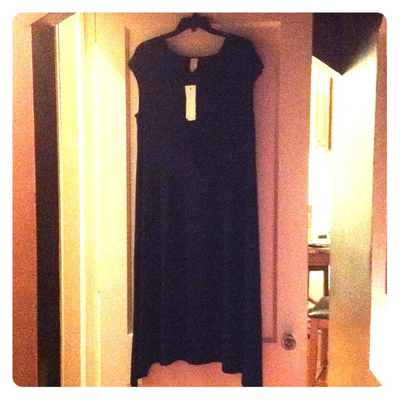 GREAT BUY, MUST GO!!! 💣Classy Black Dress💣