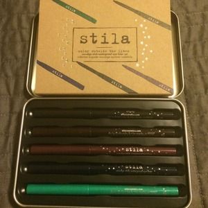 Stila waterproof eyeliner set