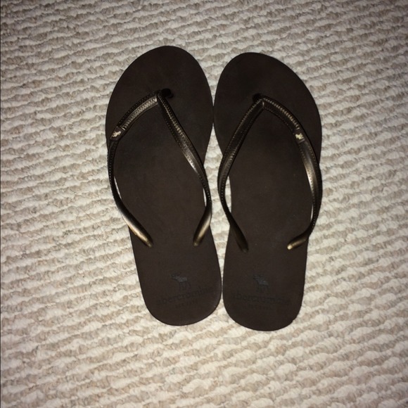 Brown sandals from Abercrombie & Fitch. Size 7.5