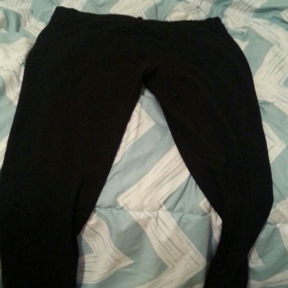 Black jeggings