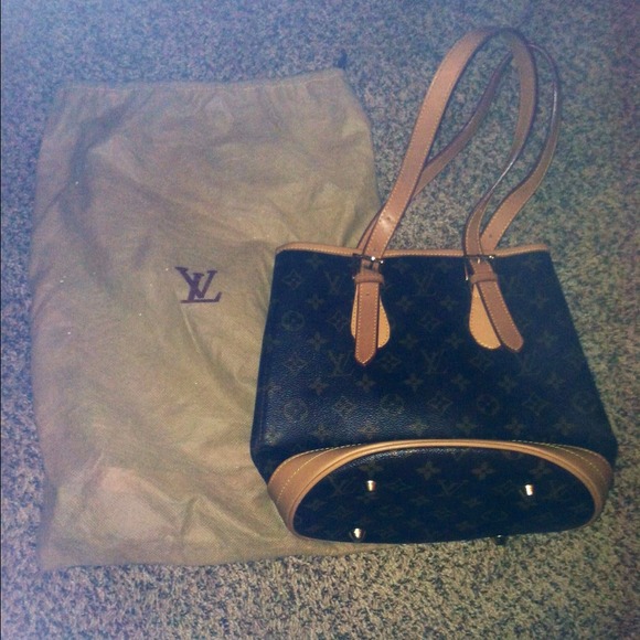 Louis Vuitton Inspired Monogram Bucket👜