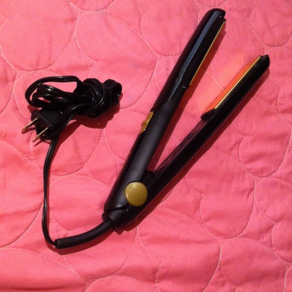 CONAIR Flat Iron