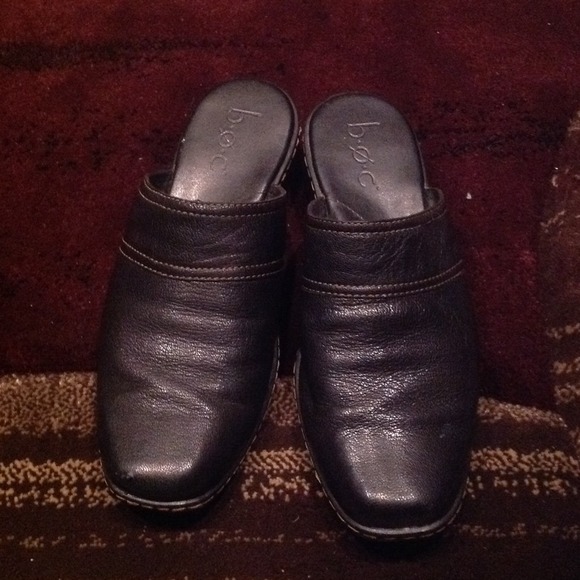 Black leather slip in shoes