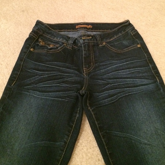 Jean - Picture 3 of 4