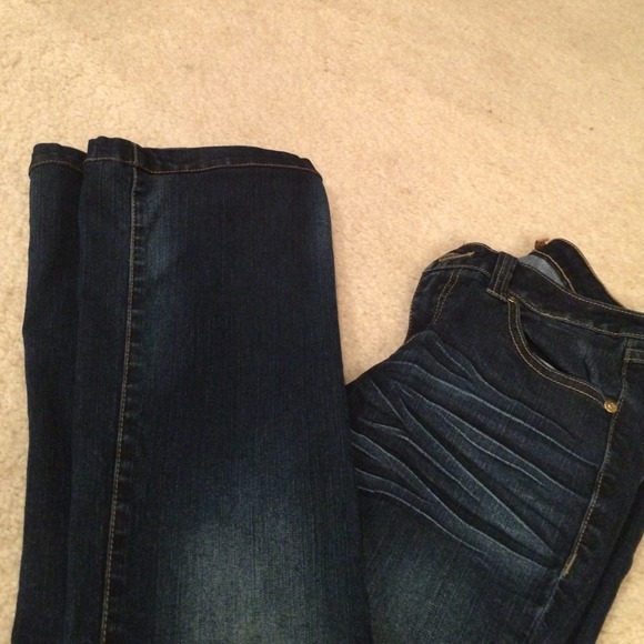 Jean - Picture 4 of 4