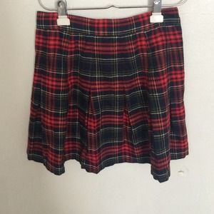 Pleated school skirt bundle (tartan)