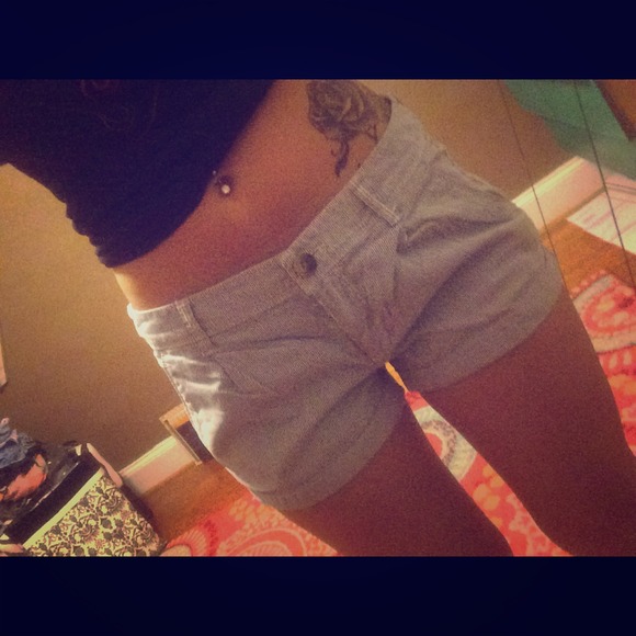 American Eagle Outfitters Pants - AE Shorts.
