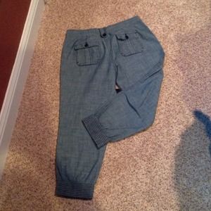 Juicy Couture Capri size 6