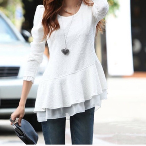 Tops - Gorgeous White Peplum Top 💢MUST HAVE💢