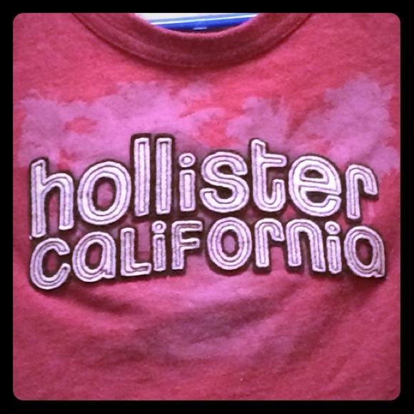 Hollister Graphic Tee