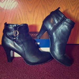 Black ankle boots