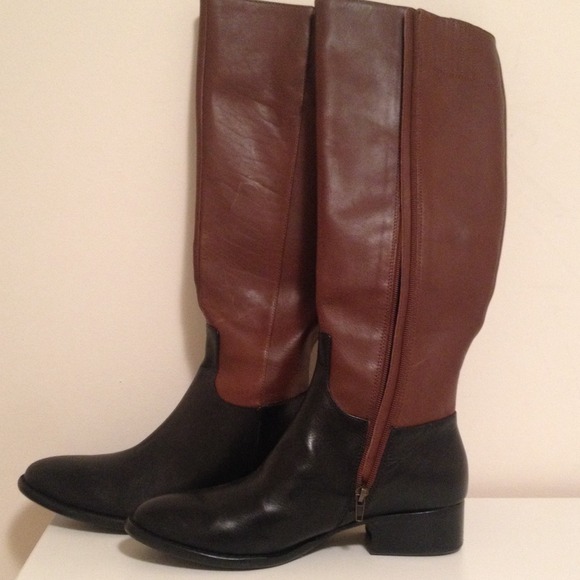 Donald J. Pliner boots - Picture 2 of 2