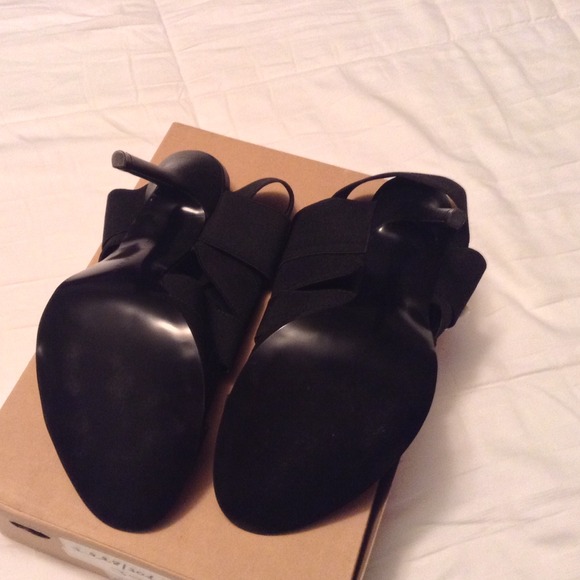 ZARA STRAPPY HEEL SANDALS - Picture 3 of 4