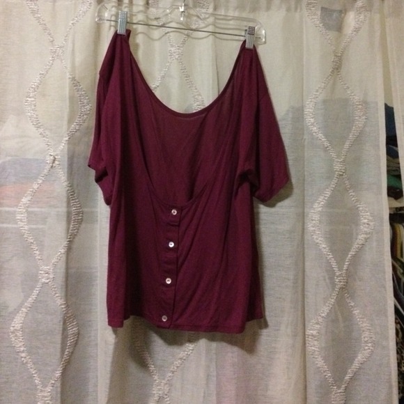 Top - Picture 2 of 2