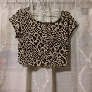 Crop top