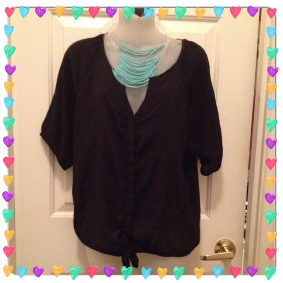Adorable Plack Top NWOT