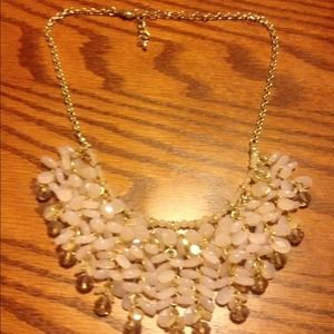 BKE Cream Statement necklace!