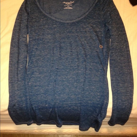 NWOT Blue long sleeve