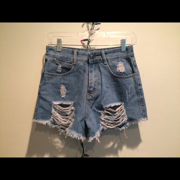 High Waisted Distressed Shorts