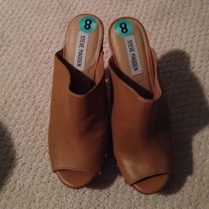 Steve Madden clog heels