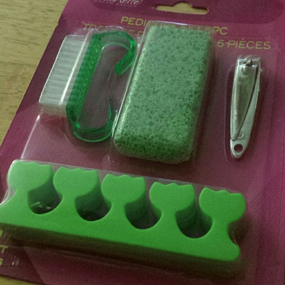 **GIFTED ON MERCARI** Brand new pedicure set - Picture 2 of 2