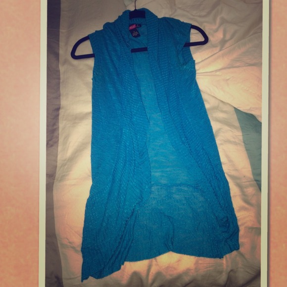 Blue top
