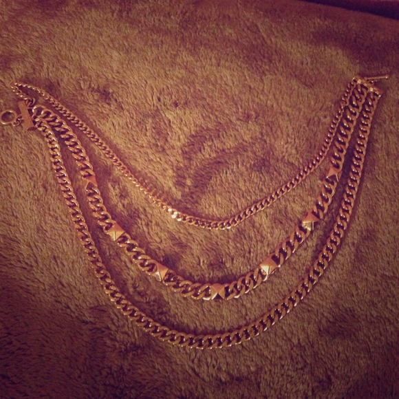 Gold 3 layer necklace