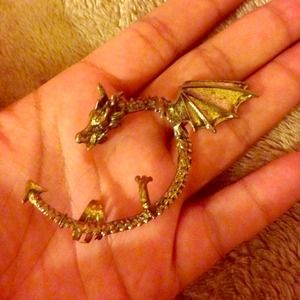 Ear dragon cuff