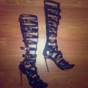 Steve Madden Getlow gladiator heels
