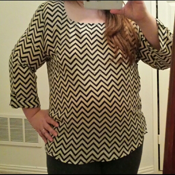 BUNDLE: Chevron & Zara black top & smiley sweate